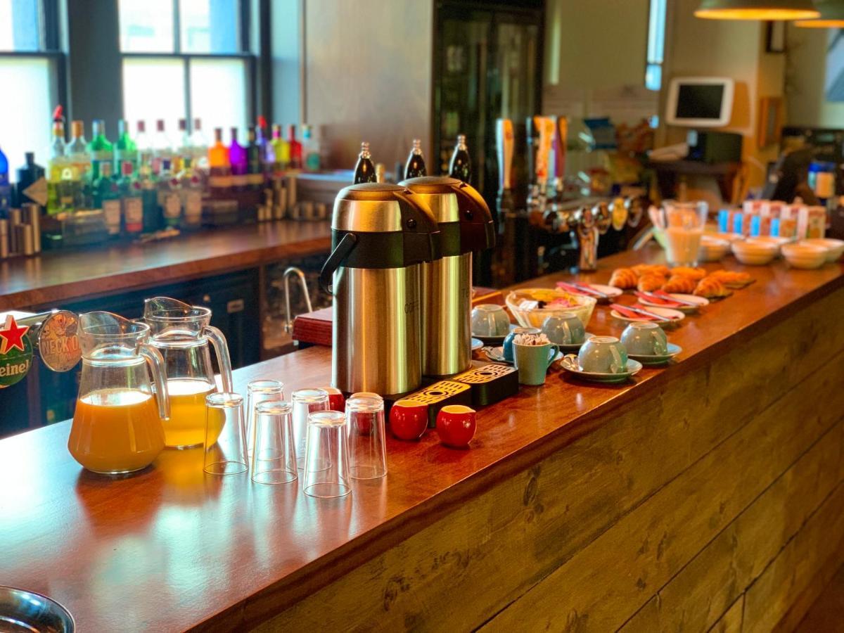 Crown & Anchor Hotel Woking Ngoại thất bức ảnh